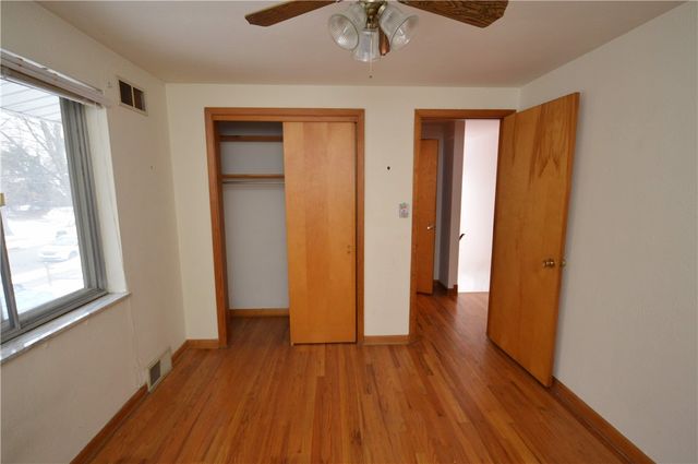 827 9th St, Oakmont, PA 15139