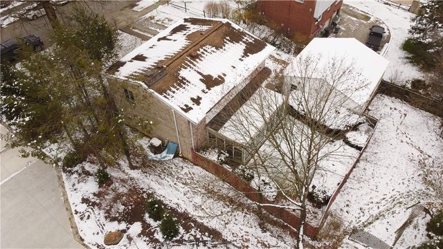 827 9th St, Oakmont, PA 15139