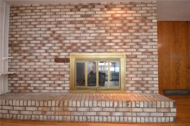 827 9th St, Oakmont, PA 15139