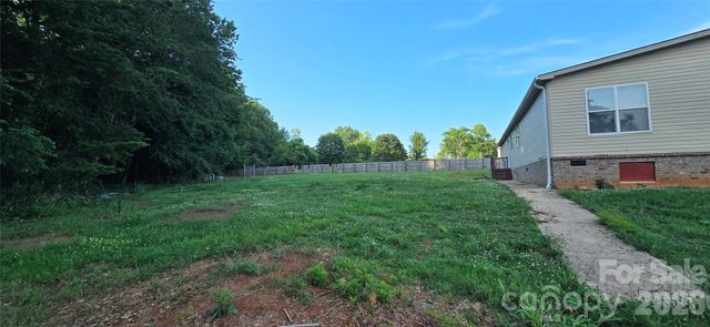 78 Buck Branch Road, Mill Spring, NC 28756