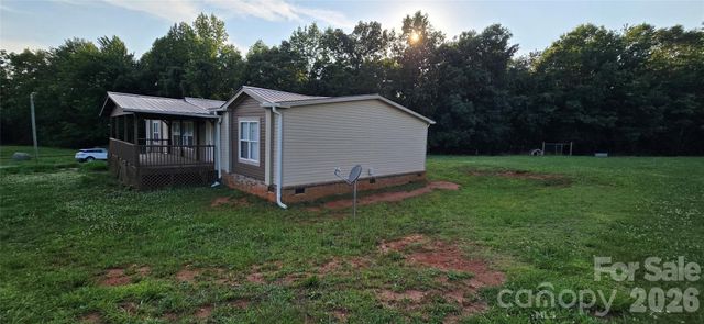 78 Buck Branch Road, Mill Spring, NC 28756