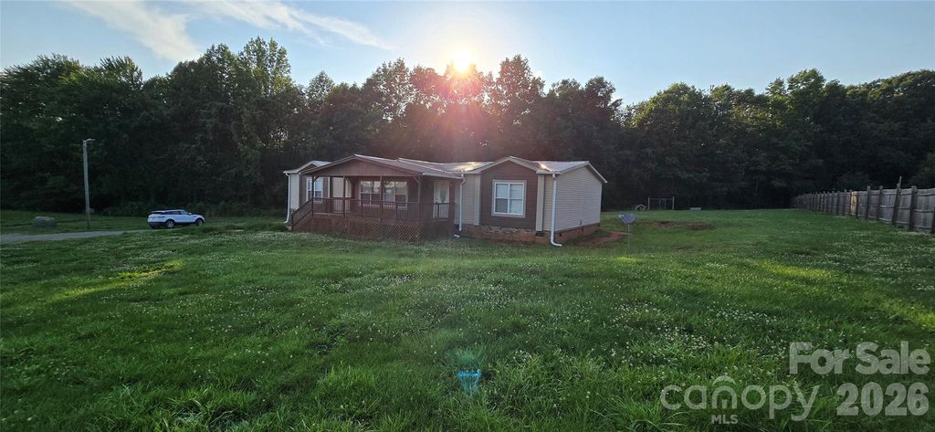 78 Buck Branch Road, Mill Spring, NC 28756
