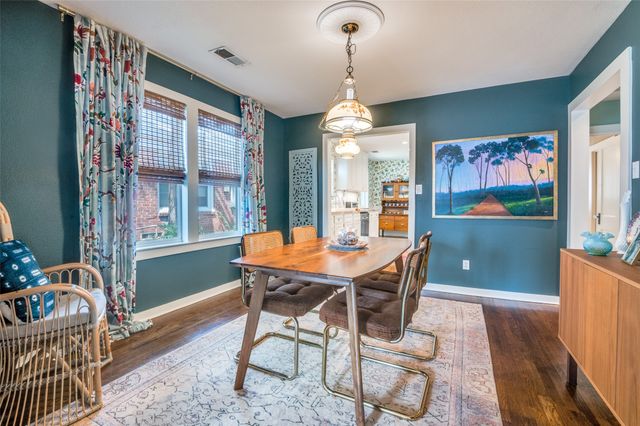 214 S Briscoe Boulevard, Dallas, TX 75211