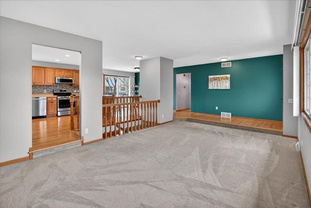 450 Bonnie Road, Cottage Grove, WI 53527