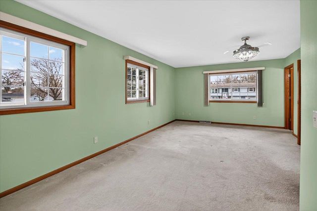 450 Bonnie Road, Cottage Grove, WI 53527