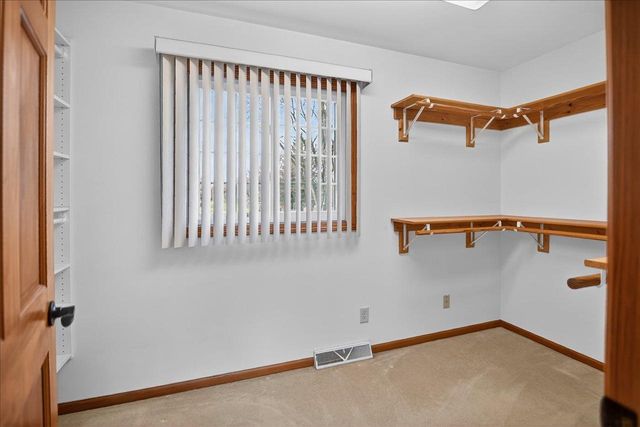 450 Bonnie Road, Cottage Grove, WI 53527