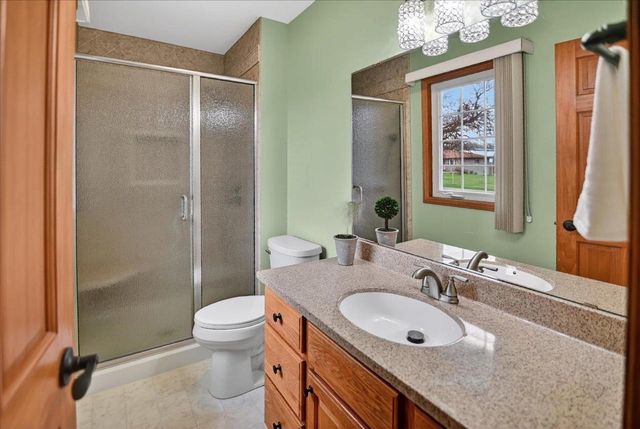 450 Bonnie Road, Cottage Grove, WI 53527