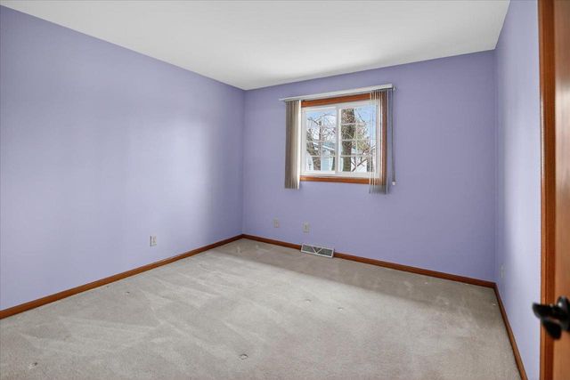 450 Bonnie Road, Cottage Grove, WI 53527