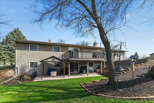 450 Bonnie Road, Cottage Grove, WI 53527