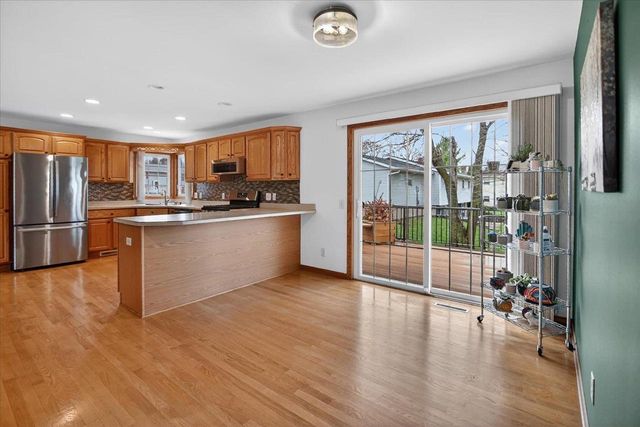 450 Bonnie Road, Cottage Grove, WI 53527
