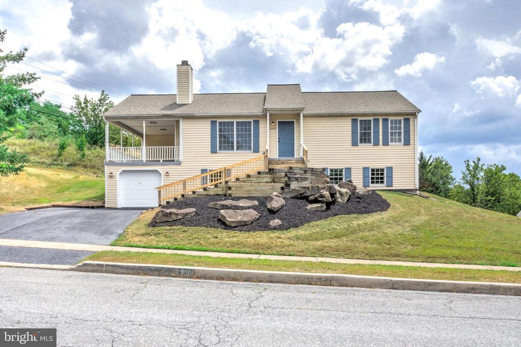 3501 ATHENA AVE, Harrisburg, PA 17110