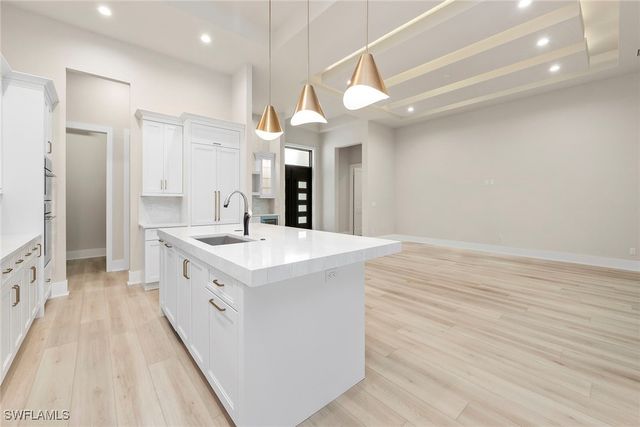 14231 Charthouse CIR, Naples, FL 34114