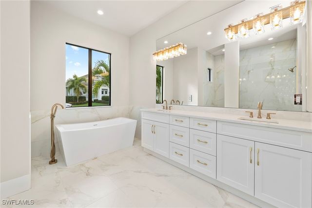 14231 Charthouse CIR, Naples, FL 34114