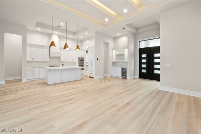 14231 Charthouse CIR, Naples, FL 34114