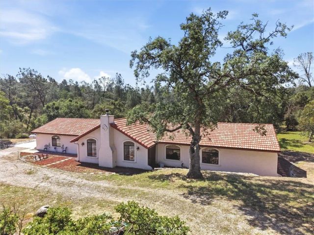 42704 Deep Forest, Coarsegold, CA 93614