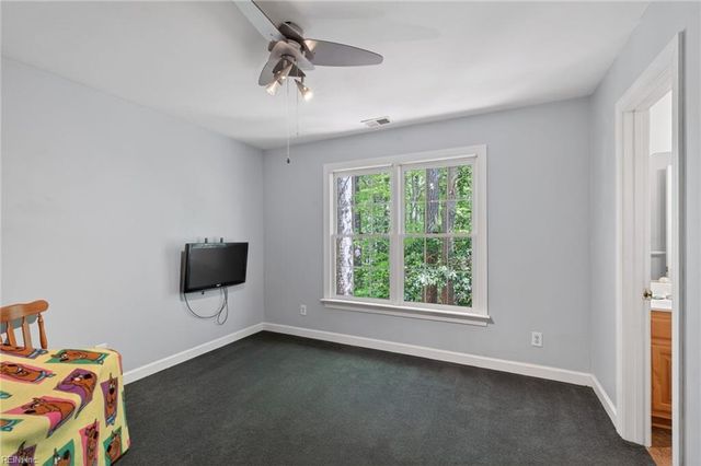 11125 Olde Towne PL, Smithfield, VA 23430