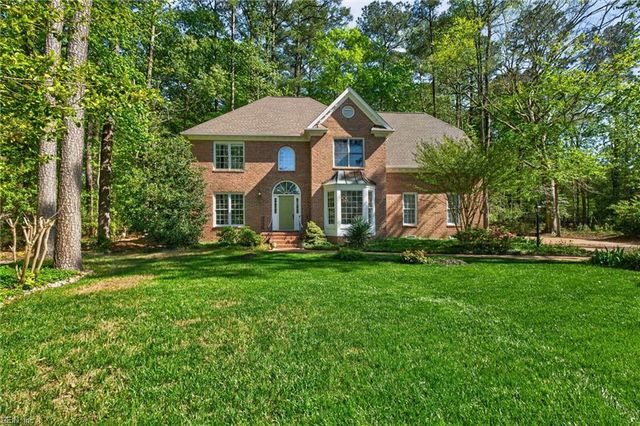 11125 Olde Towne PL, Smithfield, VA 23430