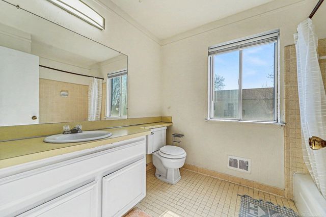 37545 Charter Oaks Boulevard, Clinton Twp, MI 48036