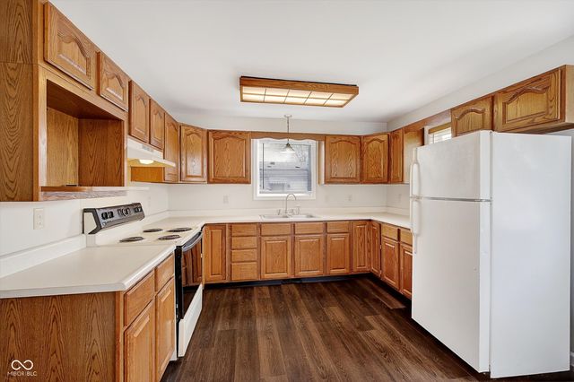421 Fletcher Lane, Beech Grove, IN 46107