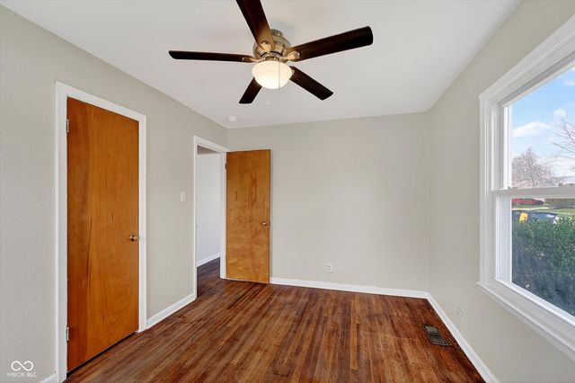 421 Fletcher Lane, Beech Grove, IN 46107