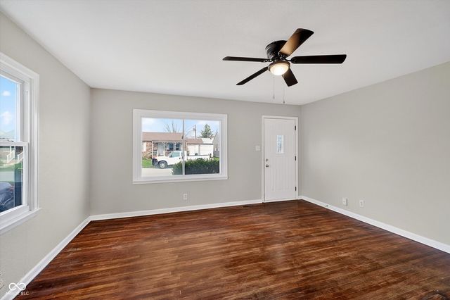 421 Fletcher Lane, Beech Grove, IN 46107