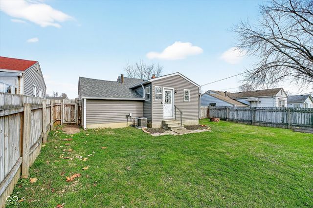 421 Fletcher Lane, Beech Grove, IN 46107