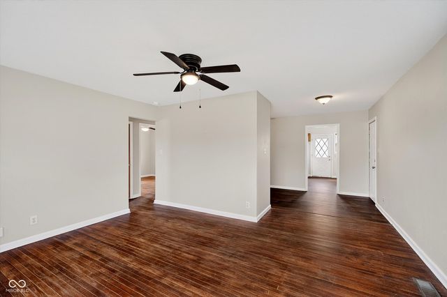 421 Fletcher Lane, Beech Grove, IN 46107