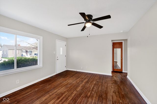 421 Fletcher Lane, Beech Grove, IN 46107