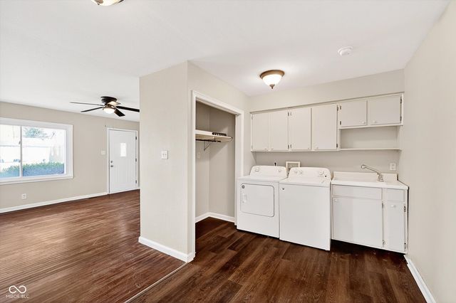 421 Fletcher Lane, Beech Grove, IN 46107