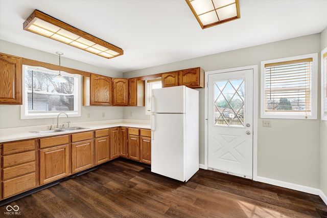 421 Fletcher Lane, Beech Grove, IN 46107