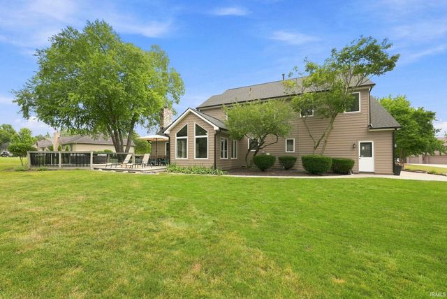 1817 Woodland Lake Pass, Fort Wayne, IN 46825