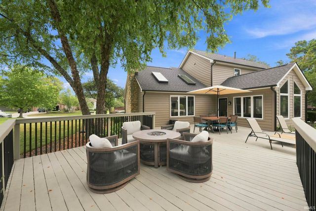 1817 Woodland Lake Pass, Fort Wayne, IN 46825