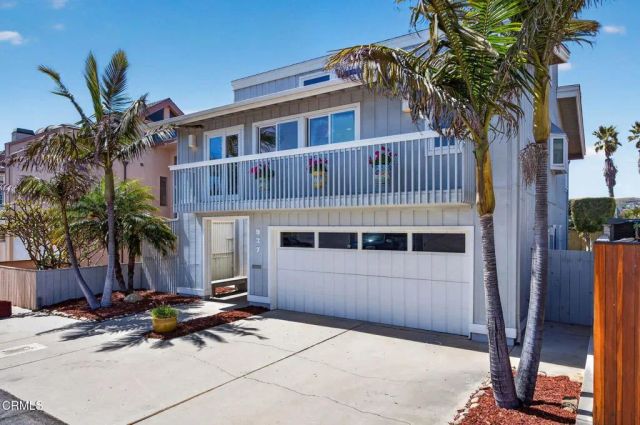 937 Sharon Lane, Ventura, CA 93001