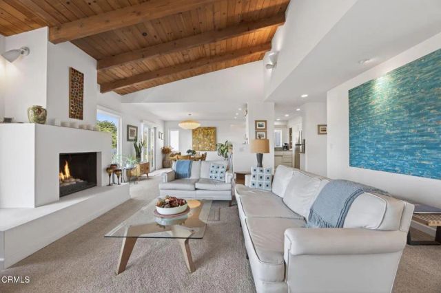 937 Sharon Lane, Ventura, CA 93001