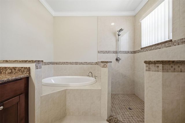 15107 MONET DRIVE, Tampa, FL 33613