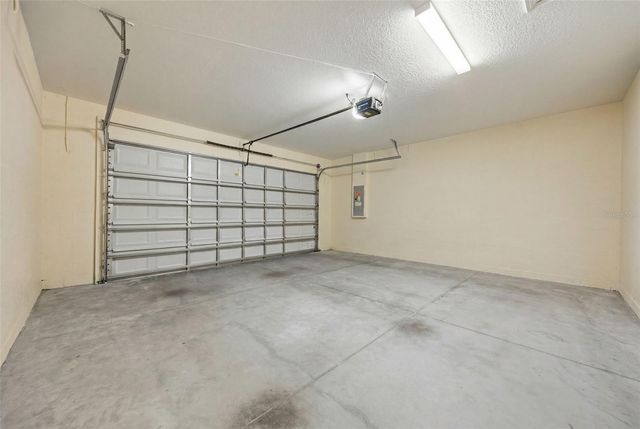 15107 MONET DRIVE, Tampa, FL 33613