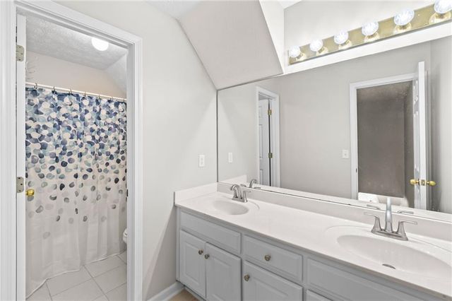 5551 Rose Ridge Court, Flowery Branch, GA 30542