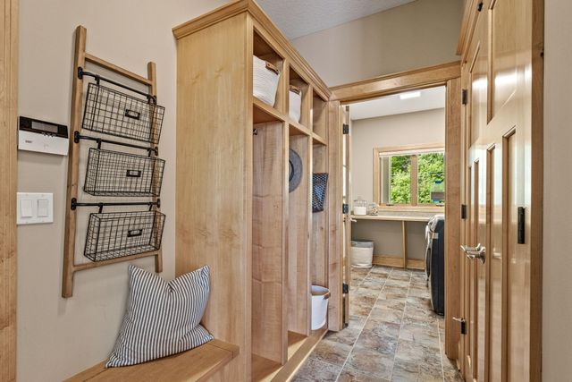 1411 Archwood Road, Minnetonka, MN 55305