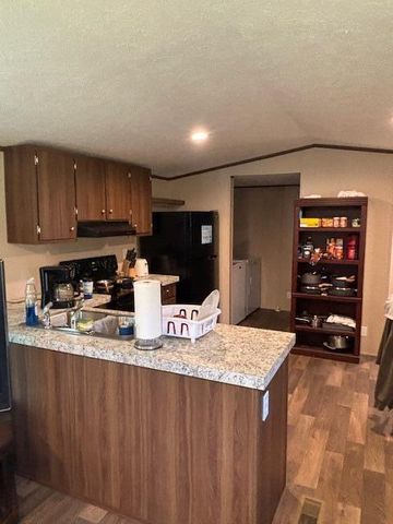 10761 Old State Highway 28, Pikeville, TN 37367