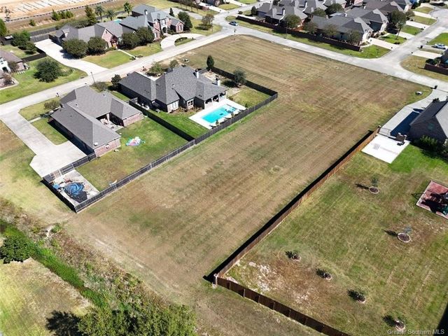 5120 E Worthington Drive, Lake Charles, LA 70605