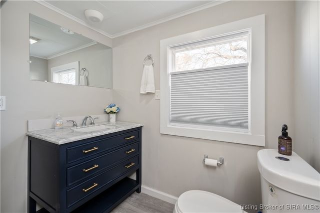 512 W Owen Street, Scottsburg, IN 47170