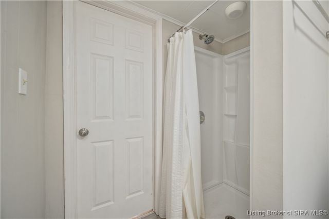 512 W Owen Street, Scottsburg, IN 47170