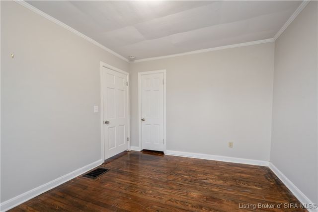 512 W Owen Street, Scottsburg, IN 47170