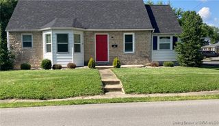 512 W Owen Street, Scottsburg, IN 47170