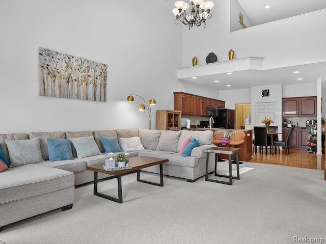 32969 Brookside Circle 18, Livonia, MI 48152