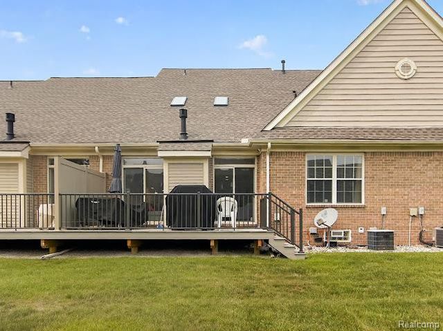 32969 Brookside Circle 18, Livonia, MI 48152