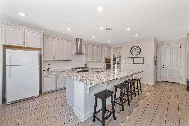9960 Ted Kolb Way, Elk Grove, CA 95624