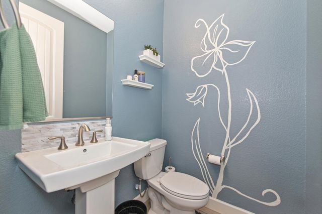 9960 Ted Kolb Way, Elk Grove, CA 95624