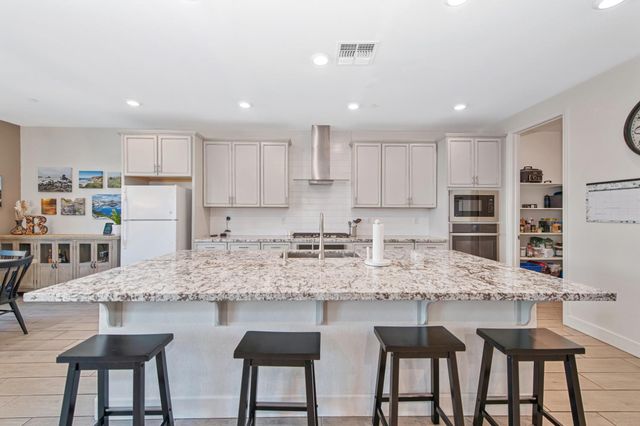 9960 Ted Kolb Way, Elk Grove, CA 95624