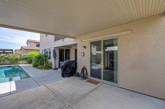 9960 Ted Kolb Way, Elk Grove, CA 95624